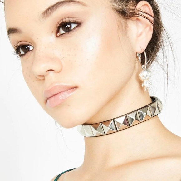 Pyramid stud collar - Picture 2 of 5